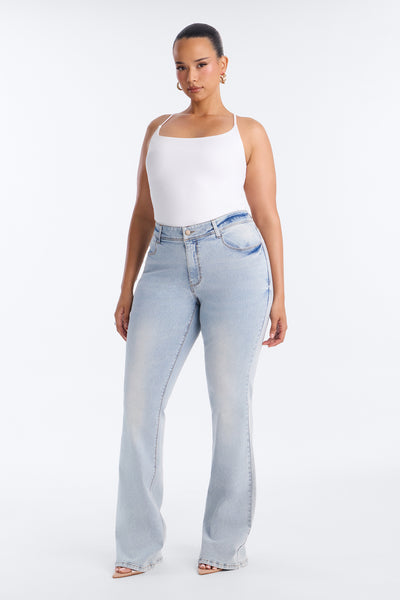 https://cdn.shopify.com/s/files/1/0293/9277/files/FN1210T_LightWash_14_20Plus_LightWash_PLUS_V2.jpg?v=1784518228&with=400&height=600