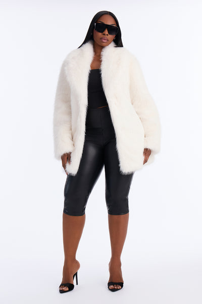 https://cdn.shopify.com/s/files/1/0293/9277/files/FN16654_Ivory_PLUS_V2.jpg?v=1790025223&with=400&height=600