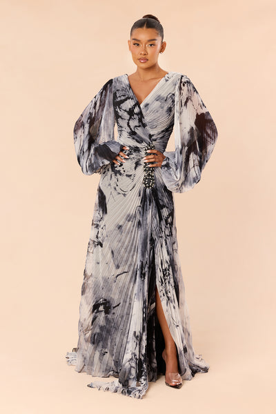https://cdn.shopify.com/s/files/1/0293/9277/files/FN8009FN_Black_White_S_Black_White_JR_V1.jpg?v=1784494986&with=400&height=600