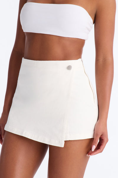 https://cdn.shopify.com/s/files/1/0293/9277/files/FN96363T_White_JR_V3.jpg?v=1782764557&with=400&height=600
