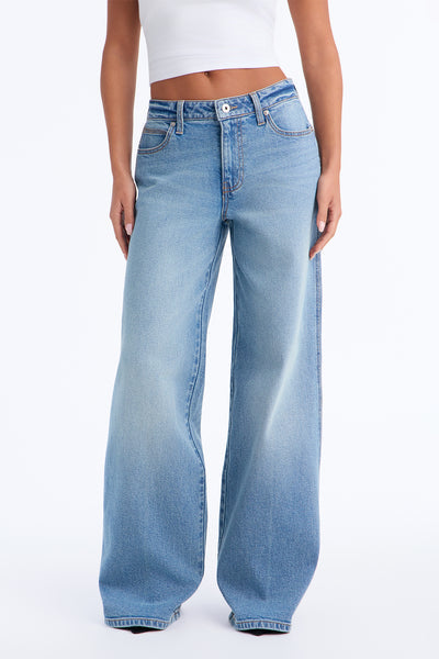 https://cdn.shopify.com/s/files/1/0293/9277/files/FNN25969LK21_MediumWash_JR_V1.jpg?v=1787517011&with=400&height=600