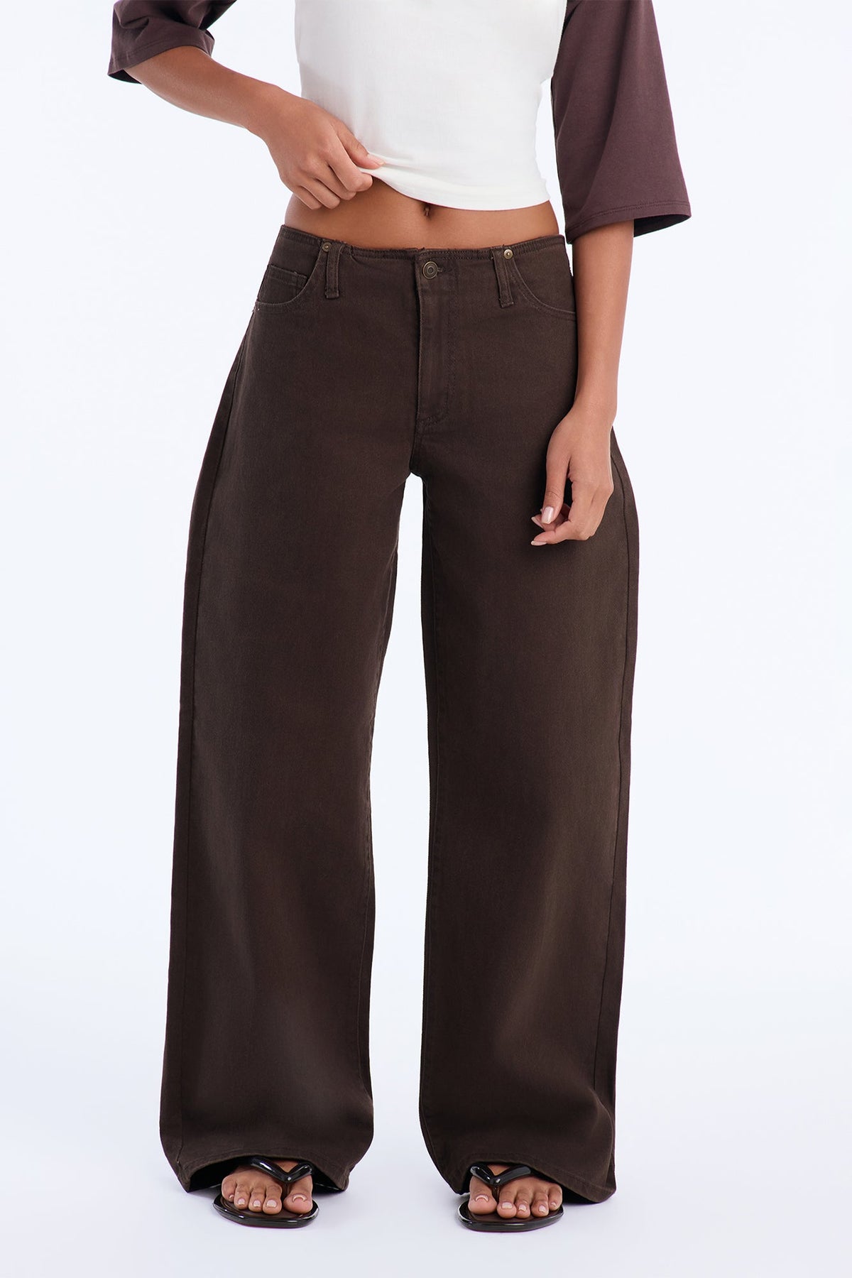 https://cdn.shopify.com/s/files/1/0293/9277/files/FNN26124FH12V_Brown_JR_V1.jpg?v=1788816900