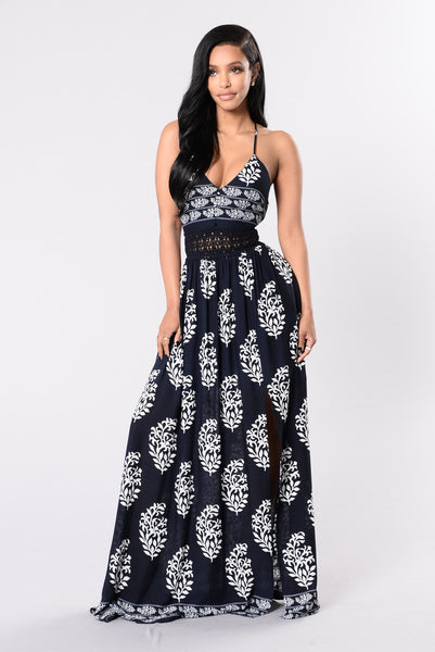 https://cdn.shopify.com/s/files/1/0293/9277/products/Fashion_Nova_01-20-17-417.jpg?v=1629401931&with=400&height=600