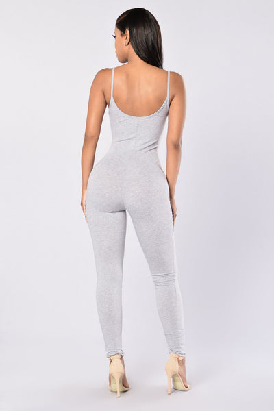 https://cdn.shopify.com/s/files/1/0293/9277/products/Fashion_Nova_05-28_718_JF.jpg?v=1629225019&with=400&height=600