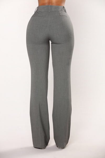 https://cdn.shopify.com/s/files/1/0293/9277/products/Fashion_Nova_12-04-17-277.jpg?v=1704490108&with=400&height=600