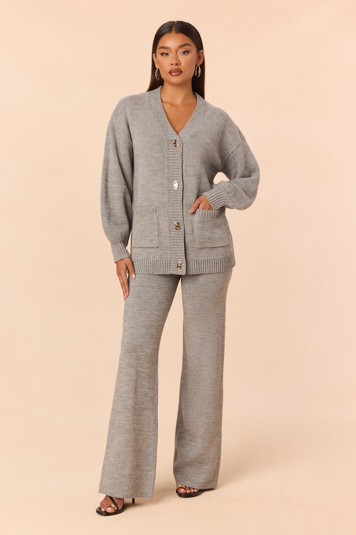 https://cdn.shopify.com/s/files/1/0293/9277/files/GW26K8139AD_Grey_JR_V1.jpg?v=1786657874