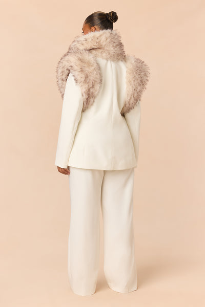 https://cdn.shopify.com/s/files/1/0293/9277/files/GW26K8190AB_Ivory_PLUS_V4.jpg?v=1791322590&with=400&height=600