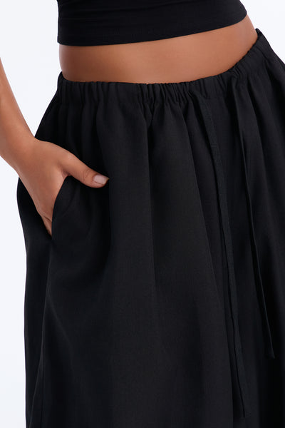 https://cdn.shopify.com/s/files/1/0293/9277/files/GW26K8320_Black_JR_V3.jpg?v=1789506051&with=400&height=600