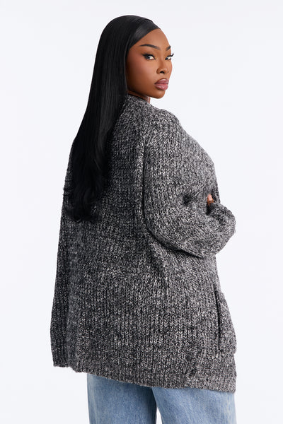https://cdn.shopify.com/s/files/1/0293/9277/files/HF23F493_Black_PLUS_V4.jpg?v=1787586305&with=400&height=600