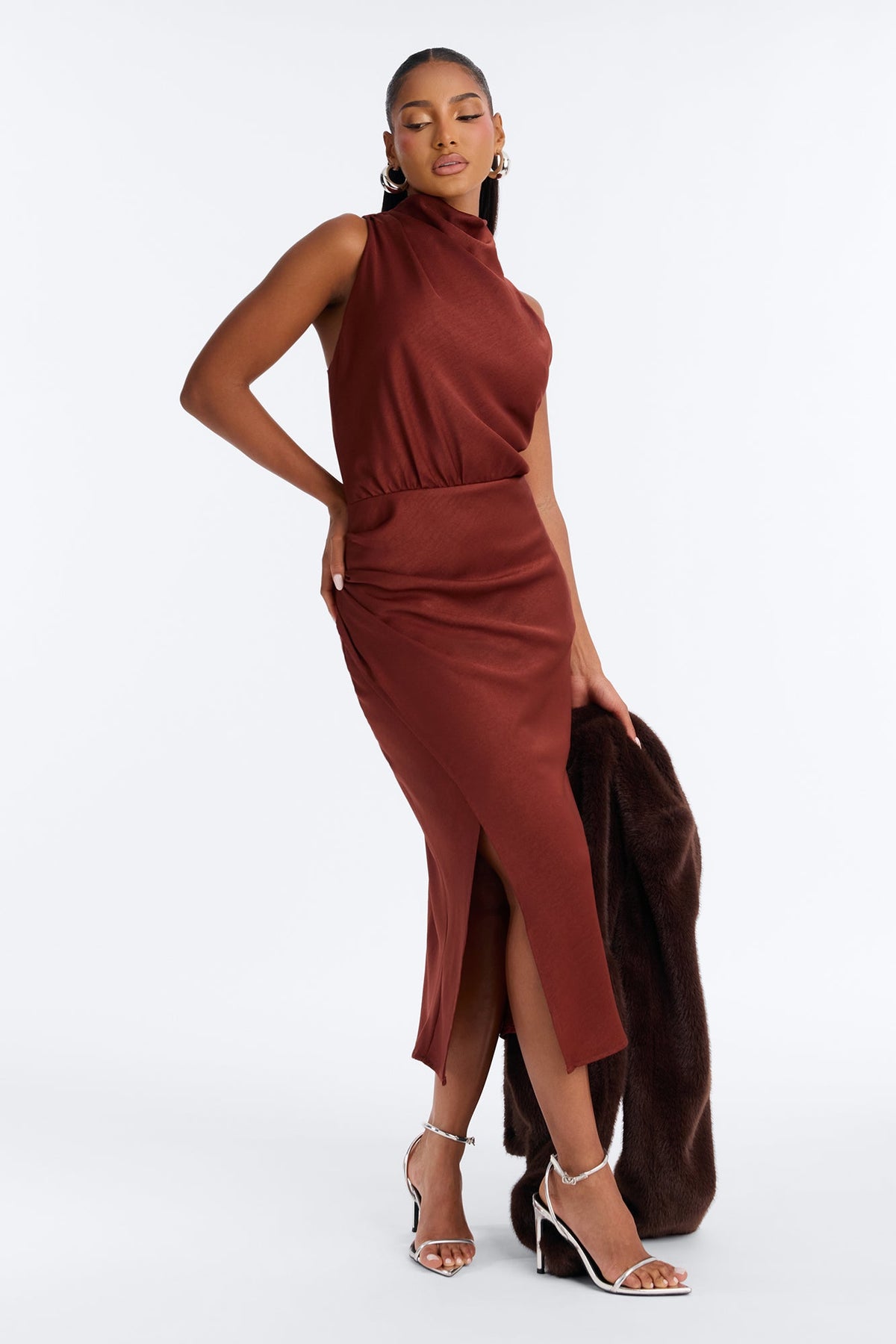 https://cdn.shopify.com/s/files/1/0293/9277/files/HF26C726_Brown_JR_V1.jpg?v=1789763996