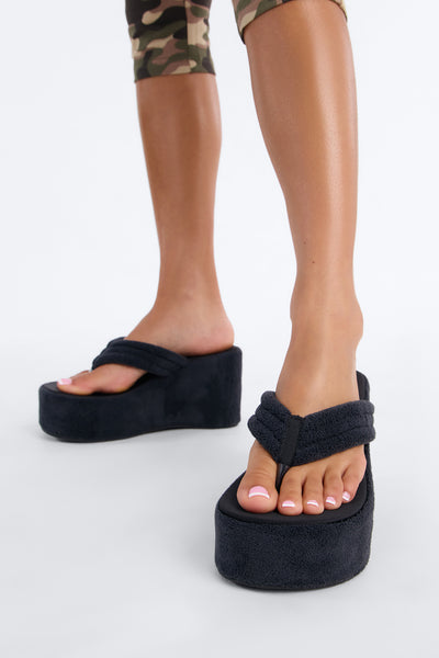 https://cdn.shopify.com/s/files/1/0293/9277/files/HOTSPRINGS_Black_JR_V2.jpg?v=1783533015&with=400&height=600
