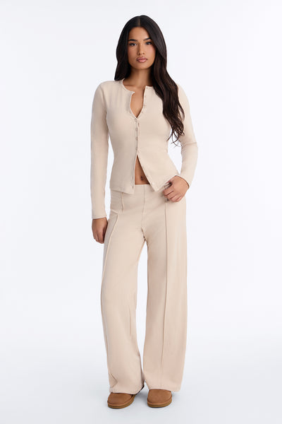https://cdn.shopify.com/s/files/1/0293/9277/files/IT93617IP9450_Beige_JR_V2.jpg?v=1786636237&with=400&height=600