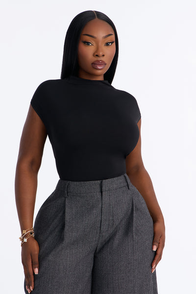 https://cdn.shopify.com/s/files/1/0293/9277/files/J4Q2158C_Black_PLUS_V1.jpg?v=1786125131&with=400&height=600