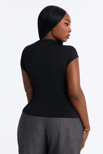 https://cdn.shopify.com/s/files/1/0293/9277/files/J4Q2158C_Black_PLUS_V3.jpg?v=1786125130&with=400&height=600