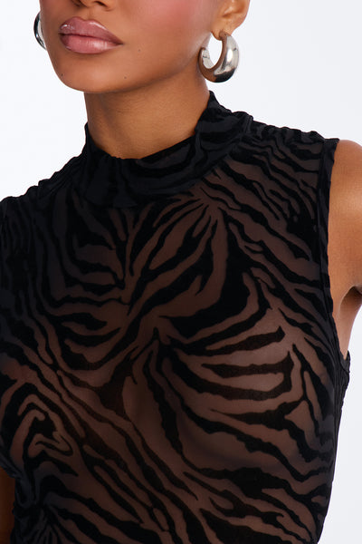 https://cdn.shopify.com/s/files/1/0293/9277/files/J6R6368CFN_Black_JR_V5.jpg?v=1783368376&with=400&height=600