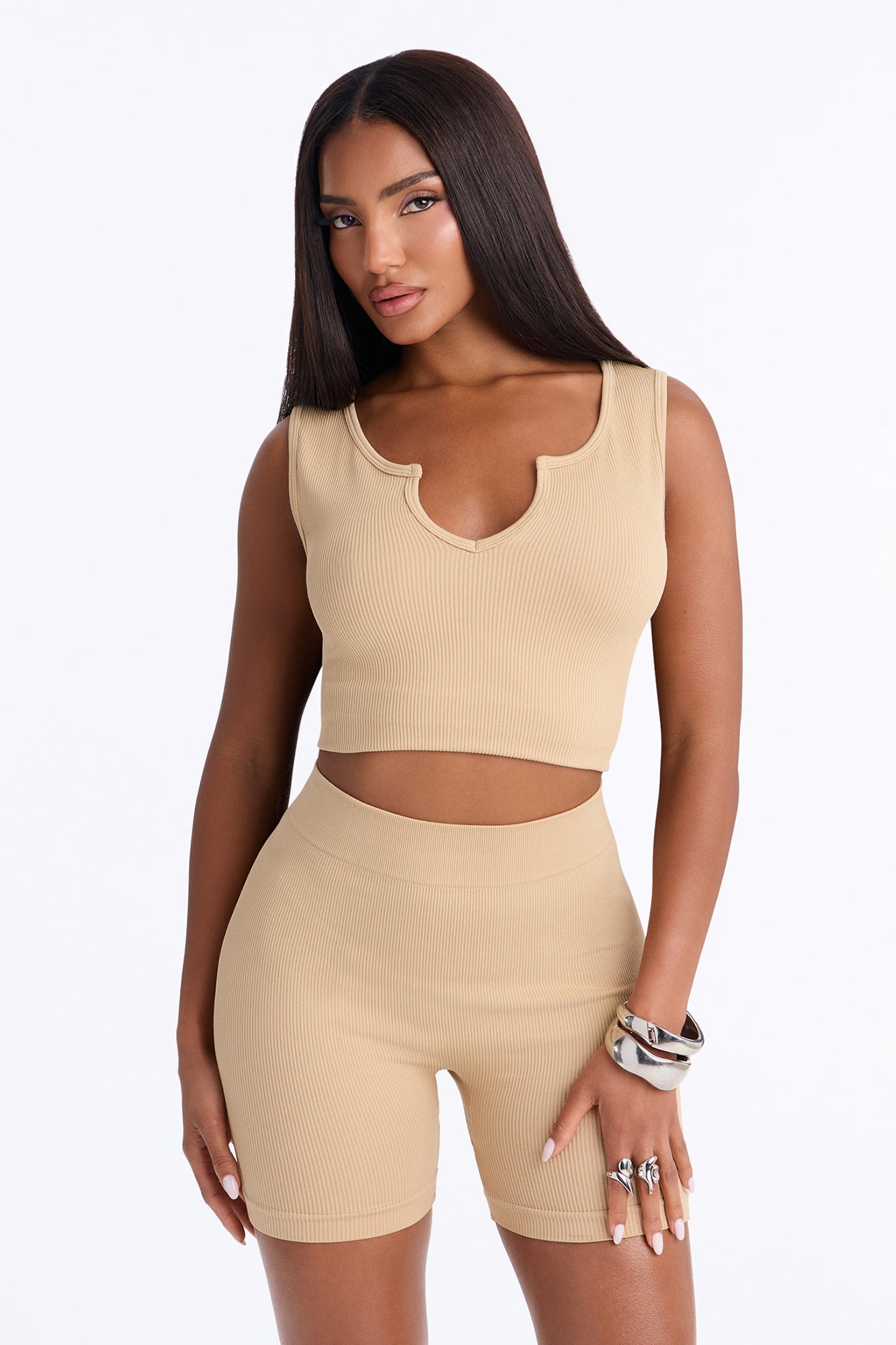 https://cdn.shopify.com/s/files/1/0293/9277/files/J9Q3743CFN_Mocha_JR_V1.jpg?v=1784060617