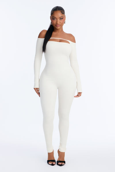https://cdn.shopify.com/s/files/1/0293/9277/files/JP3721TCH_OffWhite_JR_V1.jpg?v=1789580117&with=400&height=600