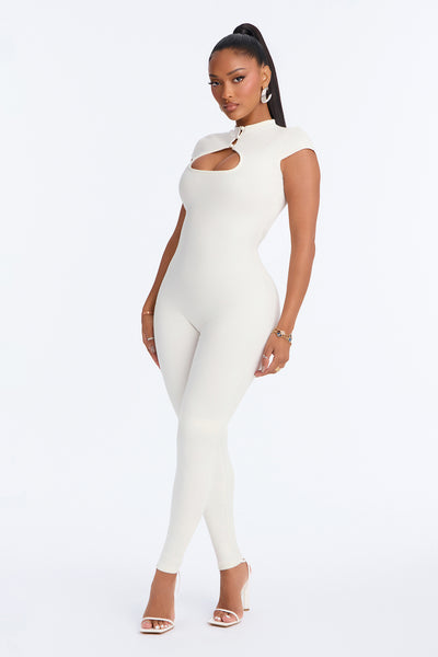 https://cdn.shopify.com/s/files/1/0293/9277/files/JP3722TCH_Ivory_JR_V1.jpg?v=1788371247&with=400&height=600