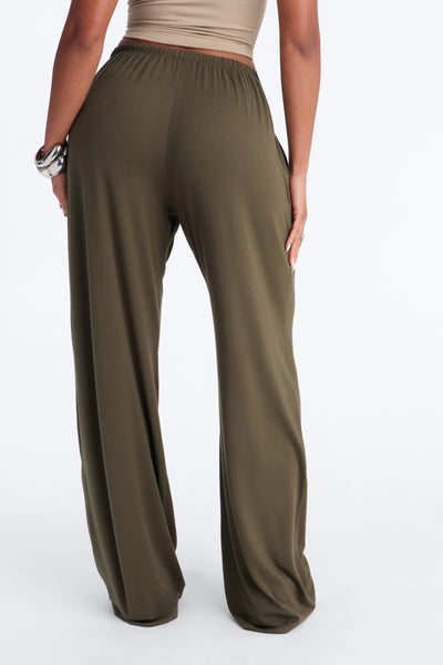 https://cdn.shopify.com/s/files/1/0293/9277/files/JP56109_Olive_JR_V4.jpg?v=1784069860&with=400&height=600