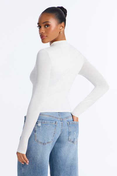 https://cdn.shopify.com/s/files/1/0293/9277/files/JT50631LC_OffWhite_JR_V4.jpg?v=1789748014&with=400&height=600