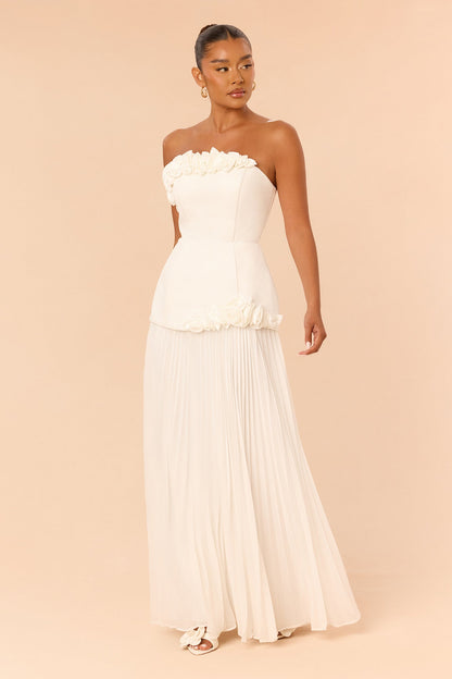 https://cdn.shopify.com/s/files/1/0293/9277/files/JY4675_White_S_White_JR_V1.jpg?v=1784058951