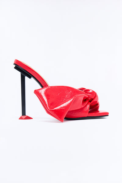 https://cdn.shopify.com/s/files/1/0293/9277/files/KEEN_Red_SL_V1.jpg?v=1787518136&with=400&height=600