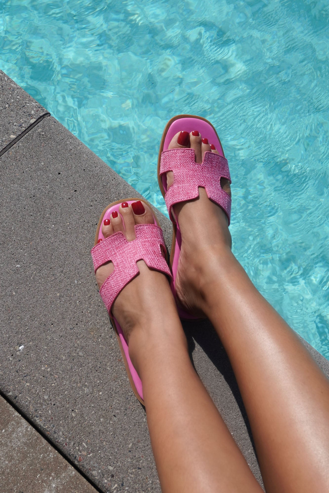https://cdn.shopify.com/s/files/1/0293/9277/files/LillieSandals-Pink_JR.jpg?v=1774977068