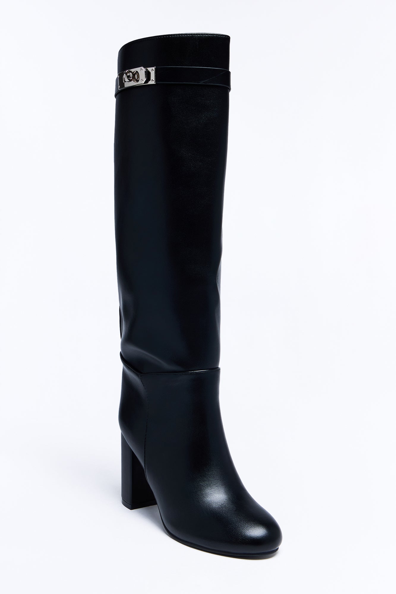 https://cdn.shopify.com/s/files/1/0293/9277/files/MAKAYLAFN_Black_SL_V4.jpg?v=1784745968