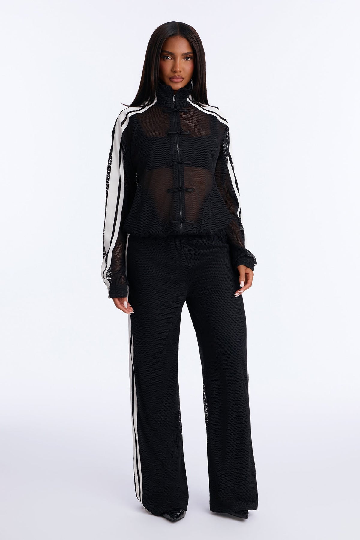 https://cdn.shopify.com/s/files/1/0293/9277/files/MFM1267_Black_JR_V2.jpg?v=1788733278
