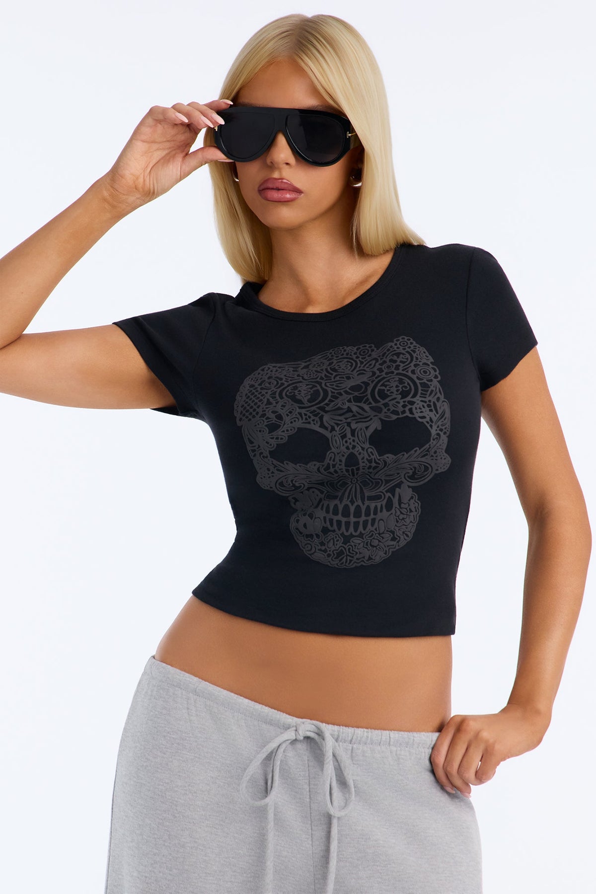 https://cdn.shopify.com/s/files/1/0293/9277/files/MJ16354V_Black_JR_V1.jpg?v=1789407114