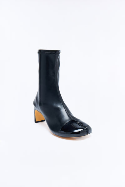 https://cdn.shopify.com/s/files/1/0293/9277/files/MOREKICKS_Black_Black_SL_V4.jpg?v=1784817524&with=400&height=600
