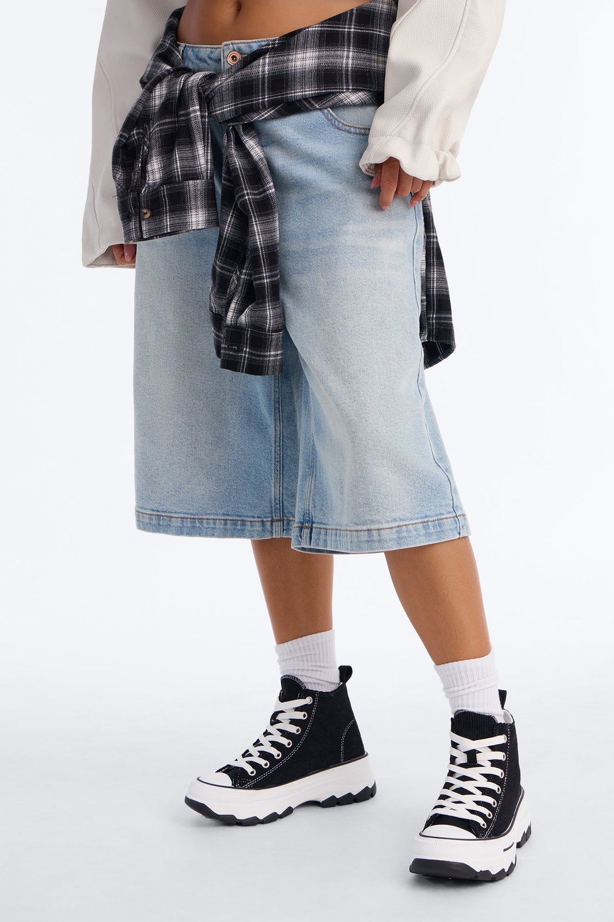 https://cdn.shopify.com/s/files/1/0293/9277/files/MURPHY8_Black_JR_V1.jpg?v=1789412062