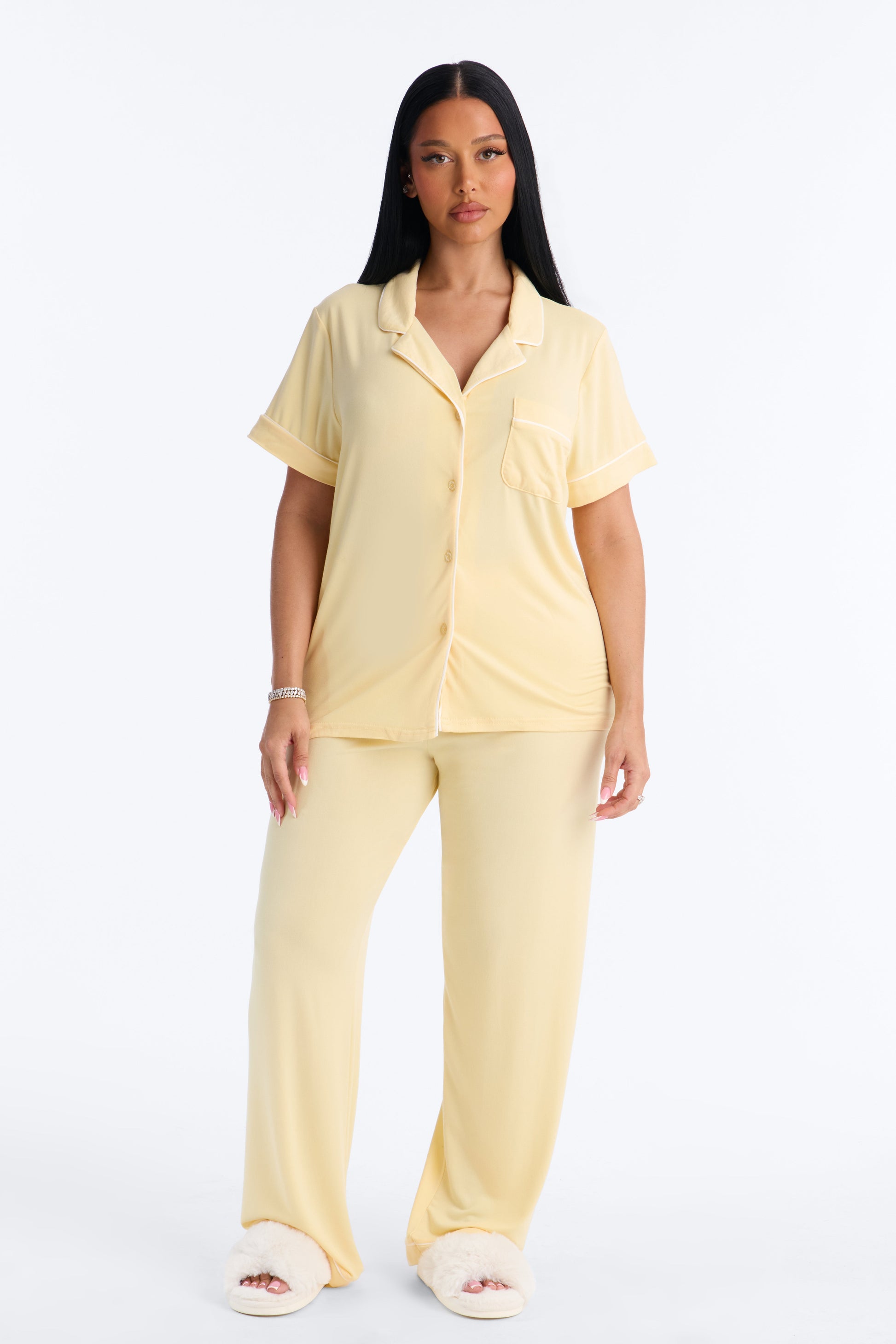 https://cdn.shopify.com/s/files/1/0293/9277/files/N160XX_ButterYellow_JR_V1.jpg?v=1783549737