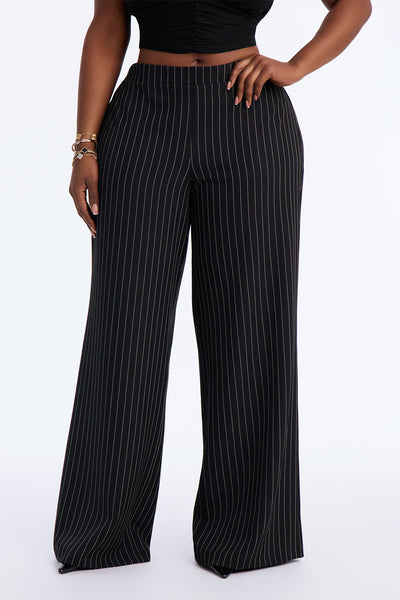 https://cdn.shopify.com/s/files/1/0293/9277/files/NAF100172_Black_PLUS_V1.jpg?v=1790185619&with=400&height=600