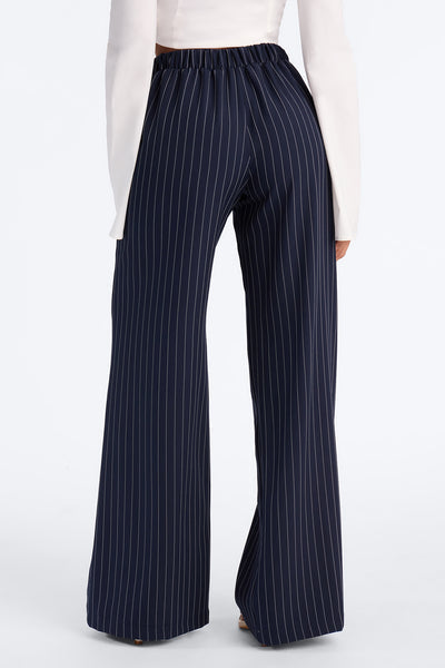 https://cdn.shopify.com/s/files/1/0293/9277/files/NAF100172_Navy_JR_V4.jpg?v=1790456479&with=400&height=600