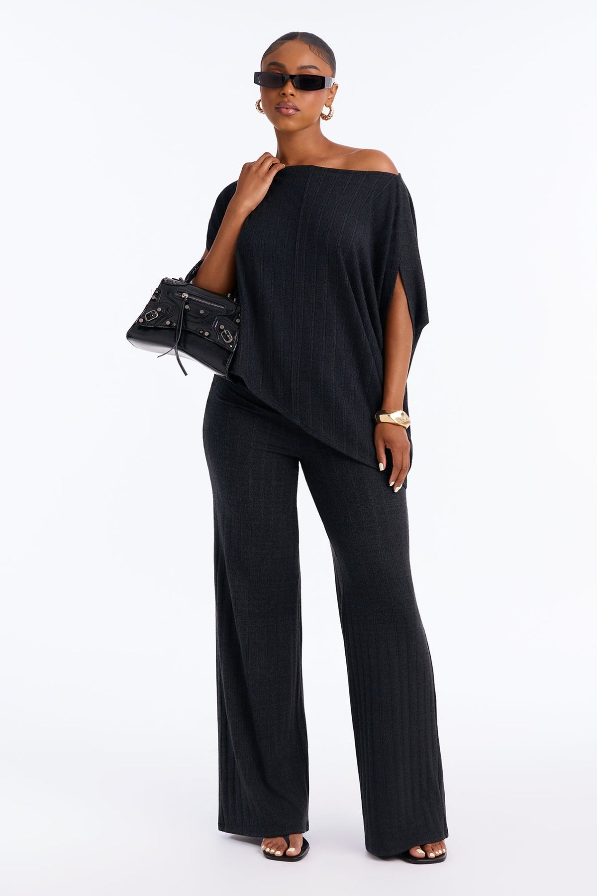 https://cdn.shopify.com/s/files/1/0293/9277/files/NAF26133_Black_JR_V2.jpg?v=1789497679