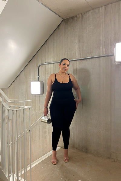 https://cdn.shopify.com/s/files/1/0293/9277/files/NovaSeasonJumpsuit-Black_GF.jpg?v=1717607831&with=400&height=600
