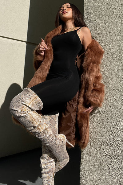 https://cdn.shopify.com/s/files/1/0293/9277/products/NovaSeasonJumpsuit-Black_MER_4ee3a8ac-5019-42bc-bcde-baebdaad46b8.jpg?v=1776291218&with=400&height=600