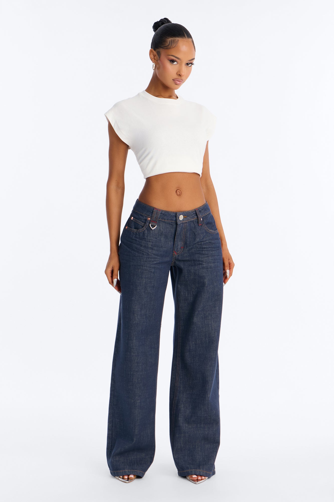 https://cdn.shopify.com/s/files/1/0293/9277/files/P325JN3552_DarkDenim_5_DarkDenim_JR_V1.jpg?v=1779473911