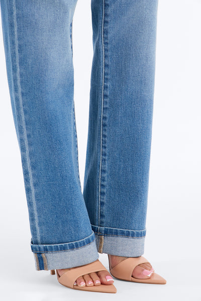 https://cdn.shopify.com/s/files/1/0293/9277/files/P326JN3851_MediumWash_JR_V3.jpg?v=1789743937&with=400&height=600