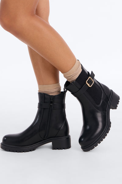 https://cdn.shopify.com/s/files/1/0293/9277/files/PORCHA_Black_JR_V2.jpg?v=1789397835&with=400&height=600