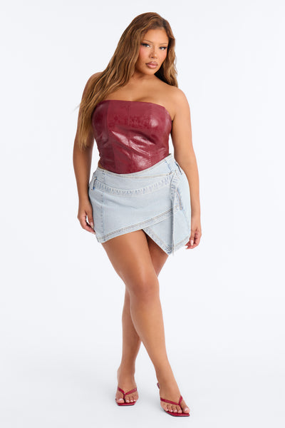 https://cdn.shopify.com/s/files/1/0293/9277/files/S32720_LightWash_PLUS_V1.jpg?v=1784226261&with=400&height=600
