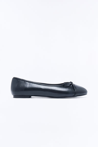 https://cdn.shopify.com/s/files/1/0293/9277/files/SCHOOLGIRLY_Black_SL_V1.jpg?v=1785878345&with=400&height=600