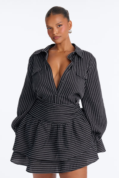 https://cdn.shopify.com/s/files/1/0293/9277/files/SD308226FN_Black_White_PLUS_V1.jpg?v=1790697315&with=400&height=600