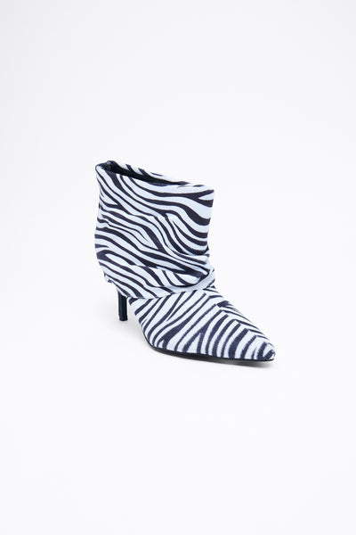 https://cdn.shopify.com/s/files/1/0293/9277/files/SEEKER_Black_White_SL_V2.jpg?v=1785855018&with=400&height=600