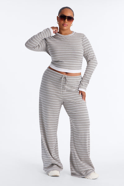 https://cdn.shopify.com/s/files/1/0293/9277/files/ST6035_HeatherGrey_PLUS_V1.jpg?v=1784822538&with=400&height=600