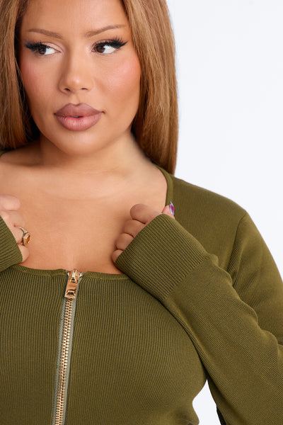 https://cdn.shopify.com/s/files/1/0293/9277/files/SW3783_Olive_PLUS_V3.jpg?v=1788538382&with=400&height=600