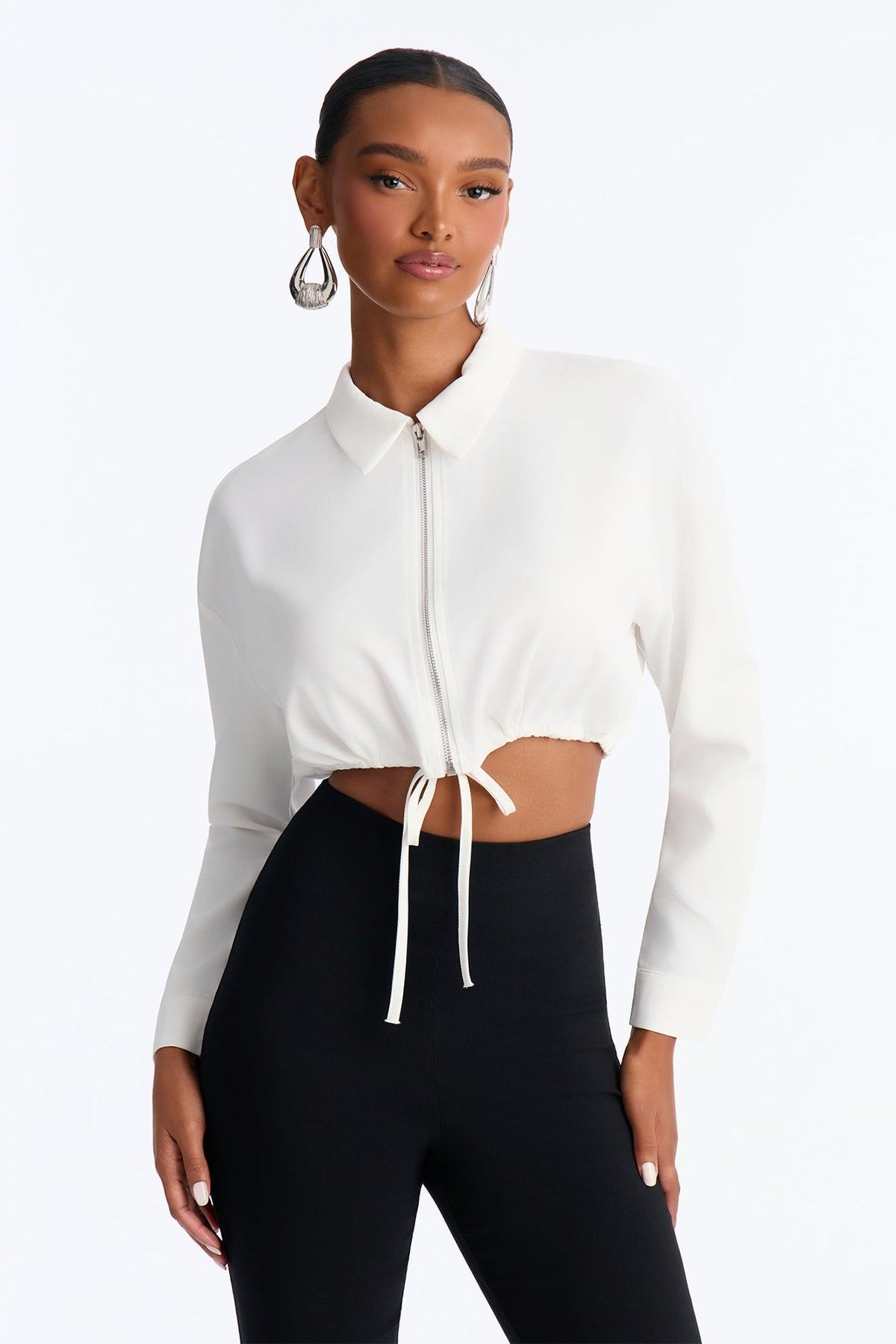 https://cdn.shopify.com/s/files/1/0293/9277/files/T0110_White_JR_V1.jpg?v=1788373897