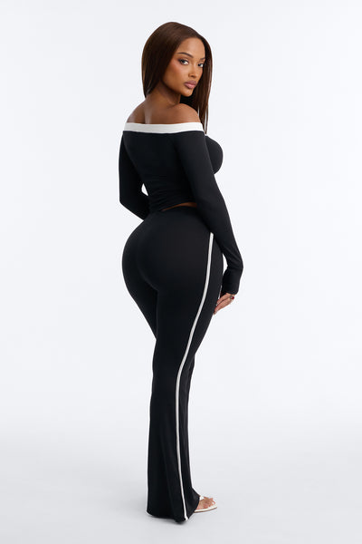 https://cdn.shopify.com/s/files/1/0293/9277/files/TAP2342N_Black_JR_V4.jpg?v=1788532375&with=400&height=600