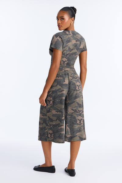 https://cdn.shopify.com/s/files/1/0293/9277/files/TAP2657N_Camouflage_JR_V4.jpg?v=1789745643&with=400&height=600